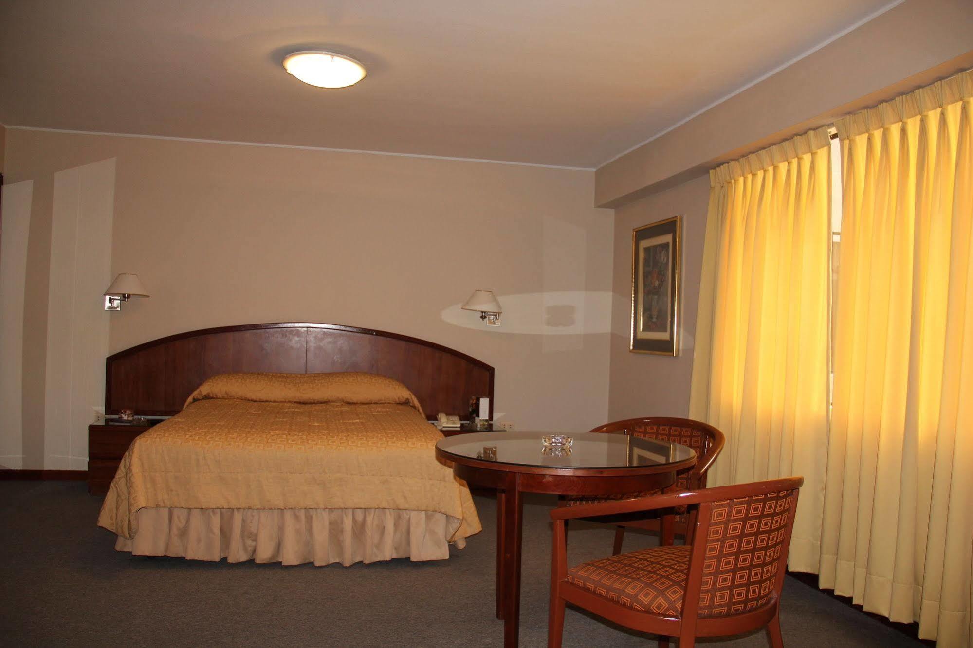 Hotel Park Suites Lima Eksteriør billede